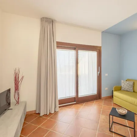 With Swimming-pool In Isola Rossa, Just About 2 Km From The La Marinedda 3*