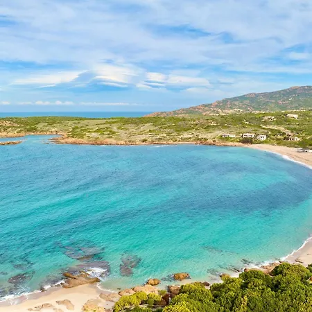 With Swimming-pool In Isola Rossa, Just About 2 Km From The La Marinedda Appart hôtel