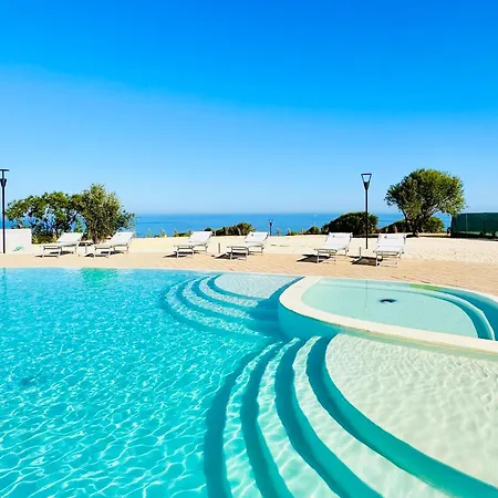 Lejlighedshotel With Swimming-pool In Isola Rossa, Just About 2 Km From The La Marinedda Isola Rossa (Sassari)