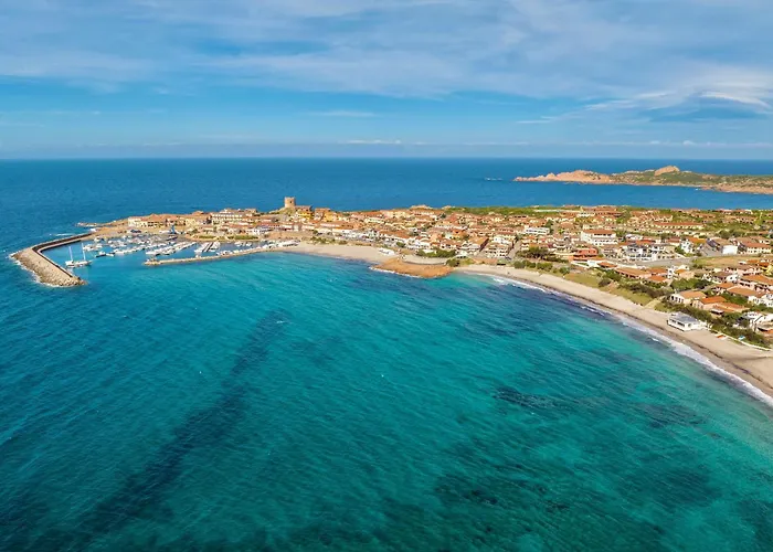 With Swimming-pool In Isola Rossa, Just About 2 Km From The La Marinedda Lejlighedshotel 4*