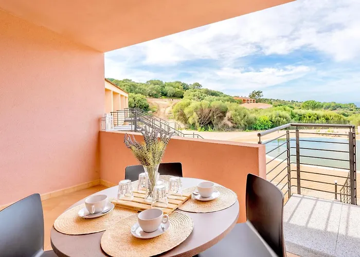 With Swimming-pool In Isola Rossa, Just About 2 Km From The La Marinedda 4*